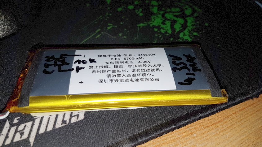 Problème de Batterie-Charge / Tentative de correction ou mod - Page 2 GPDWin_batt-gonfle1